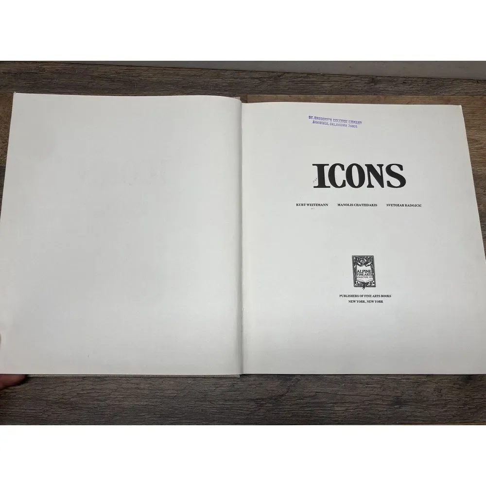 ICONS By‎ Kurt Weitzmann & Manoles Chatzedakes - Hardcover